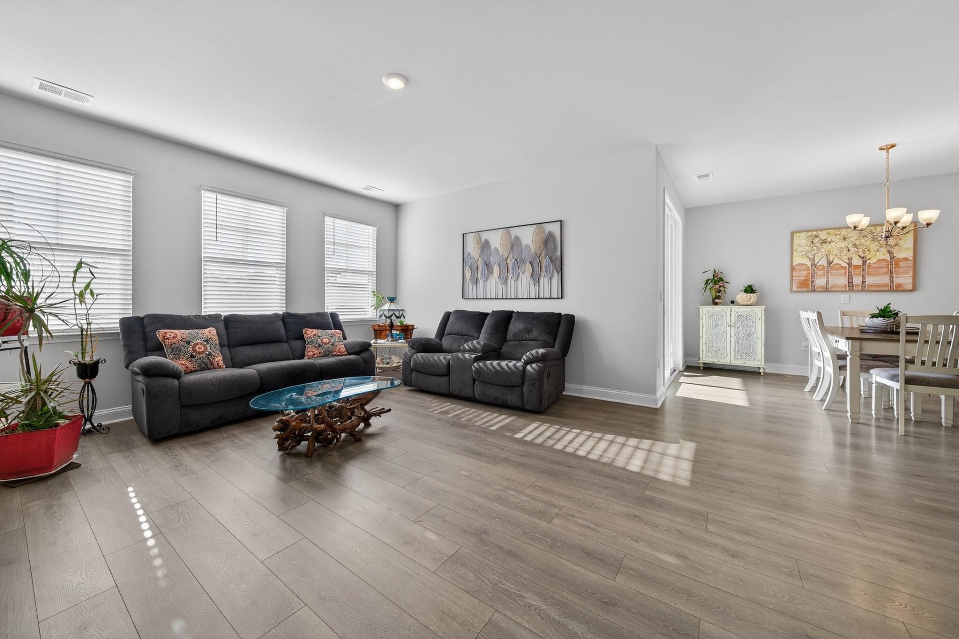 360 Cattle Drive Circle Photo 4