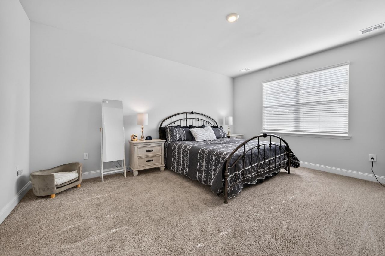 360 Cattle Drive Circle  Photo 5