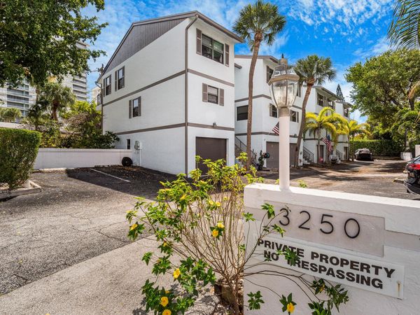 3250 NE 12th Street, Unit 1, Pompano Beach, FL 33062