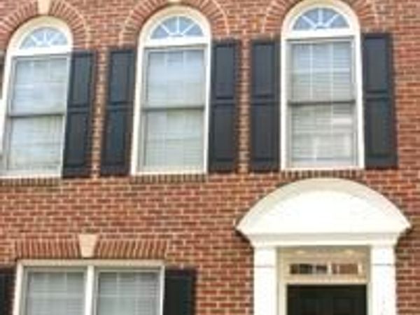 1601 LEEDS CASTLE DRIVE, VIENNA, VA 22182