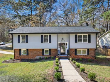 820 Nuttree Place, Raleigh, NC 27606