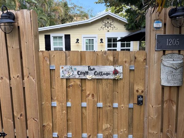 1205 SW 4th Street, Fort Lauderdale, FL 33312