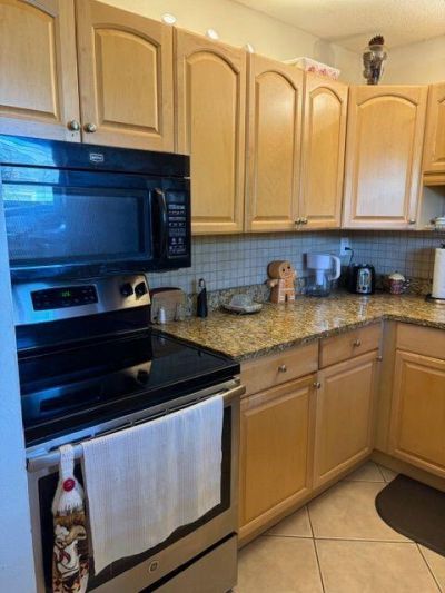 2562 Garden Drive N, Unit 305, Lake Worth Beach, FL 33461 Photo