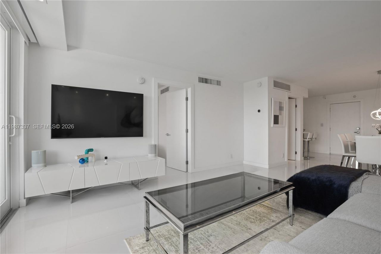 6770 Indian Creek Dr, Unit 5M, Miami Beach, FL 33141 Photo