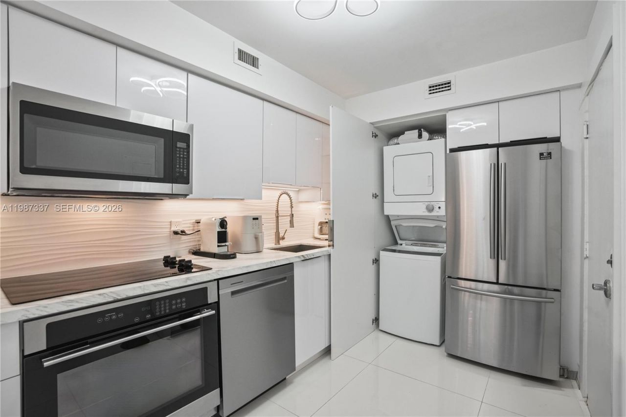 6770 Indian Creek Dr, Unit 5M, Miami Beach, FL 33141 Photo