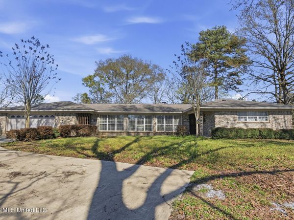 2021 Highway 35 , Walnut Grove, MS 39189