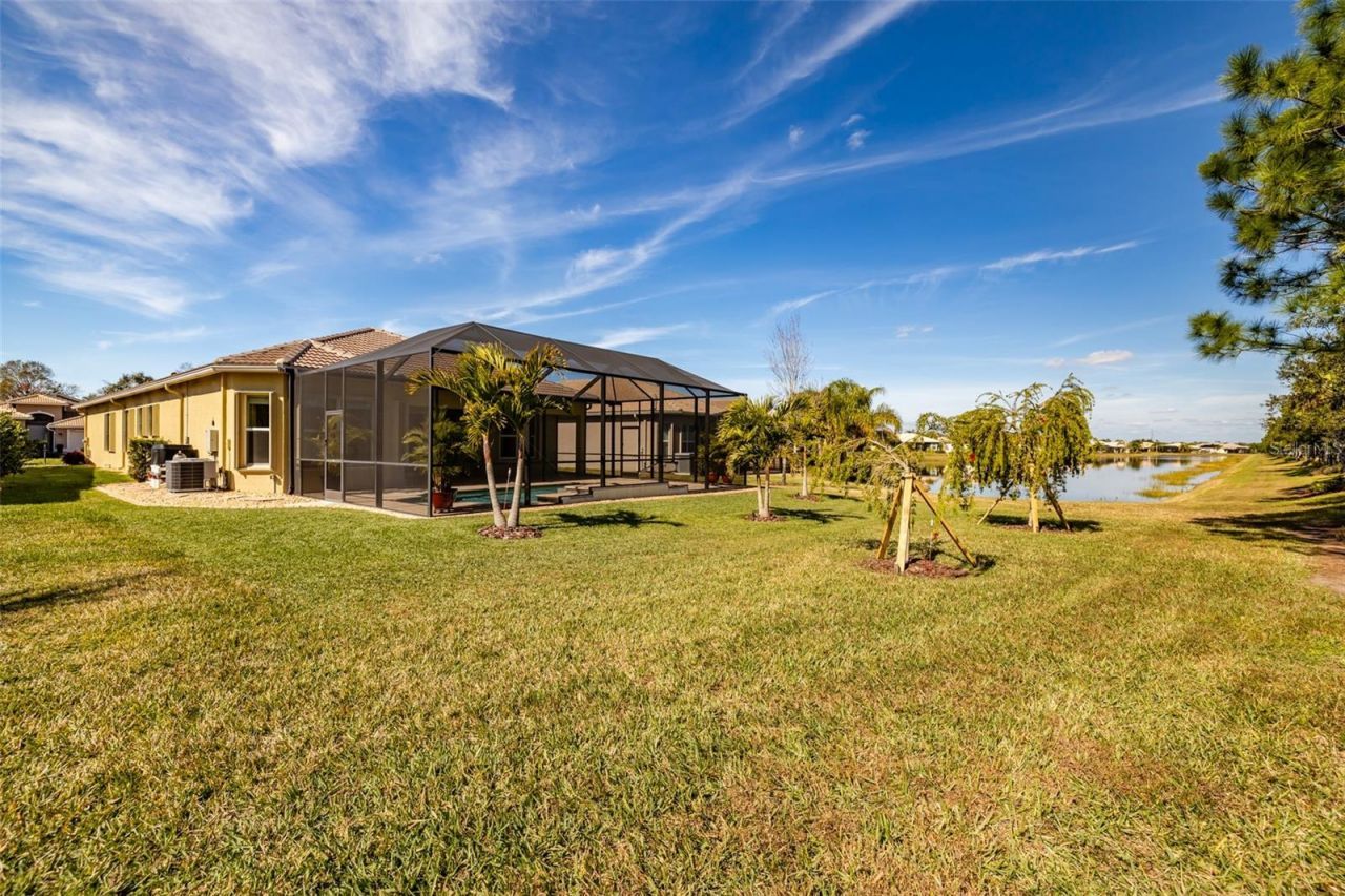 16122 Cedar Key Drive , Wimauma, FL 33598 Photo