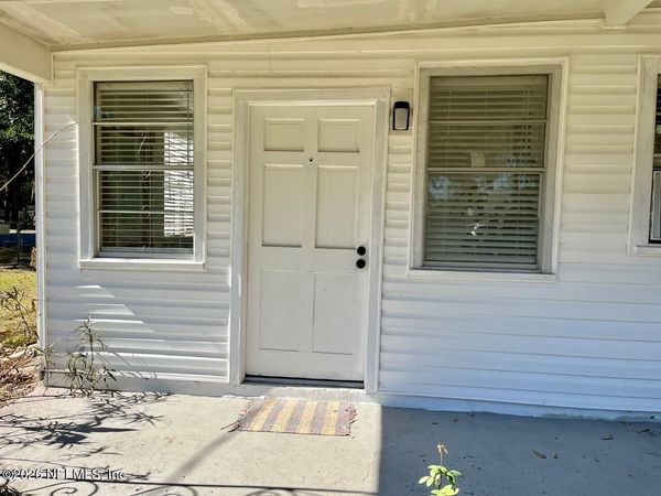 8903 HIPPS Road, Jacksonville, FL 32222