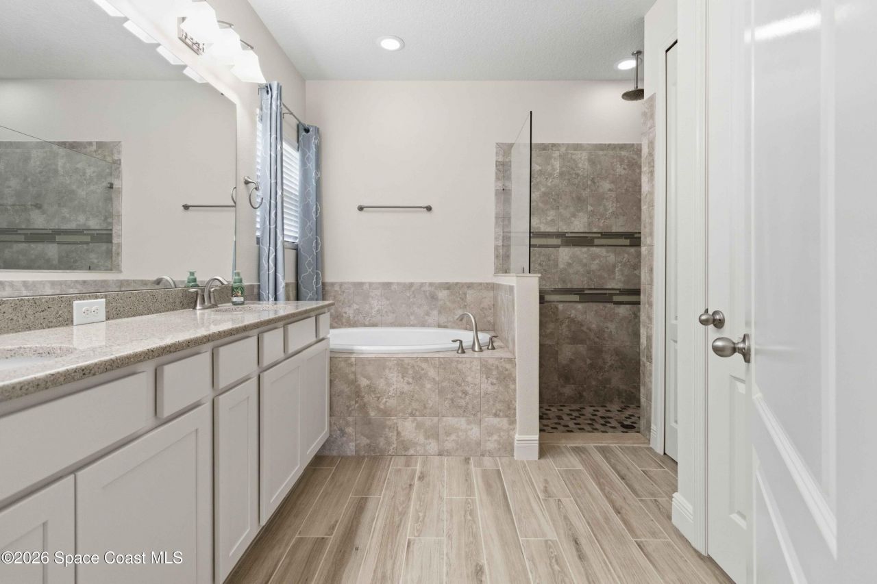3333 Rushing Waters Drive, West Melbourne, FL 32904 Photo