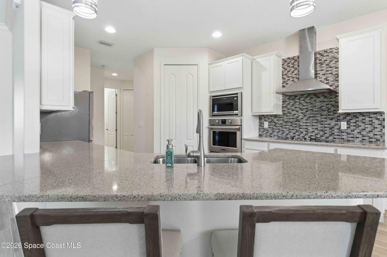 3333 Rushing Waters Drive, West Melbourne, FL 32904 Photo