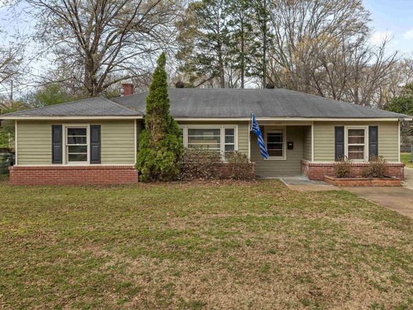 1181 S PERKINS RD, Memphis, TN 38117