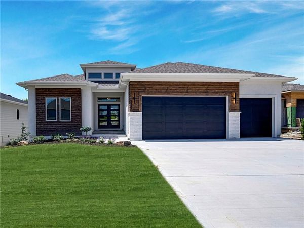 9938 Brockway Street, Lenexa, KS 66220