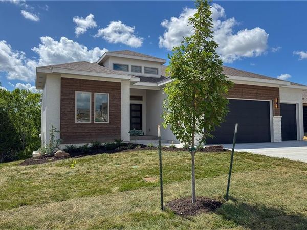 9938 Brockway Street, Lenexa, KS 66220