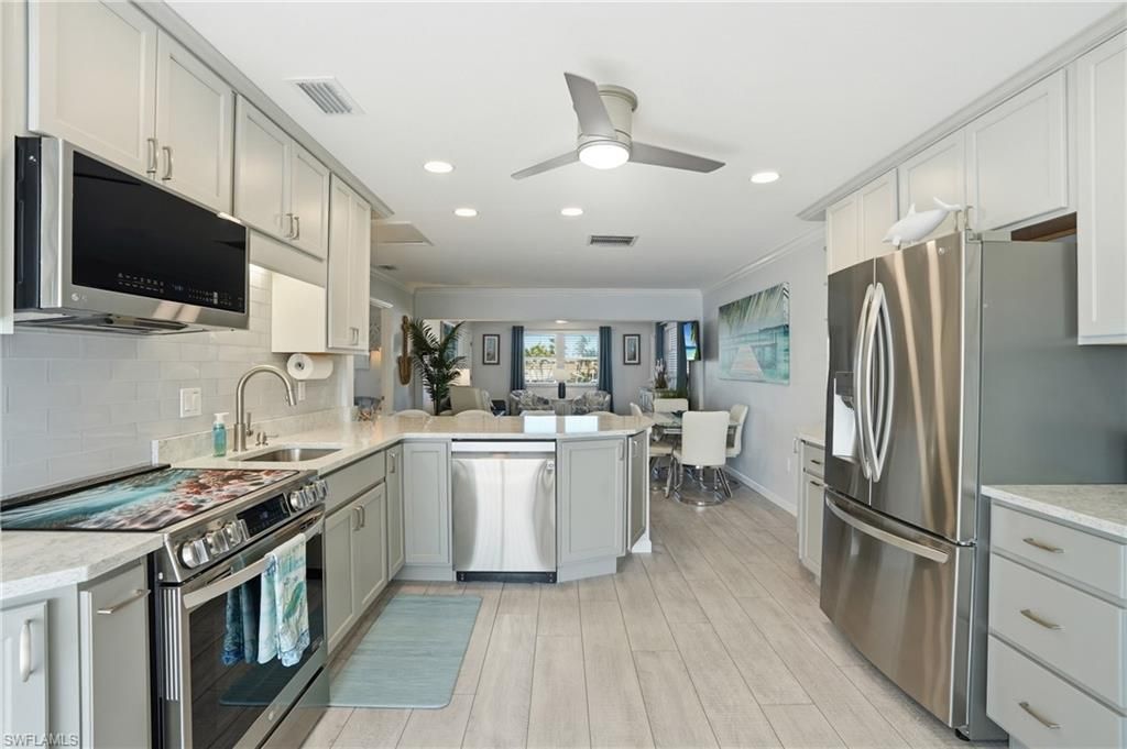 420 Tudor Dr, Unit 6, Cape Coral, FL 33904 Photo