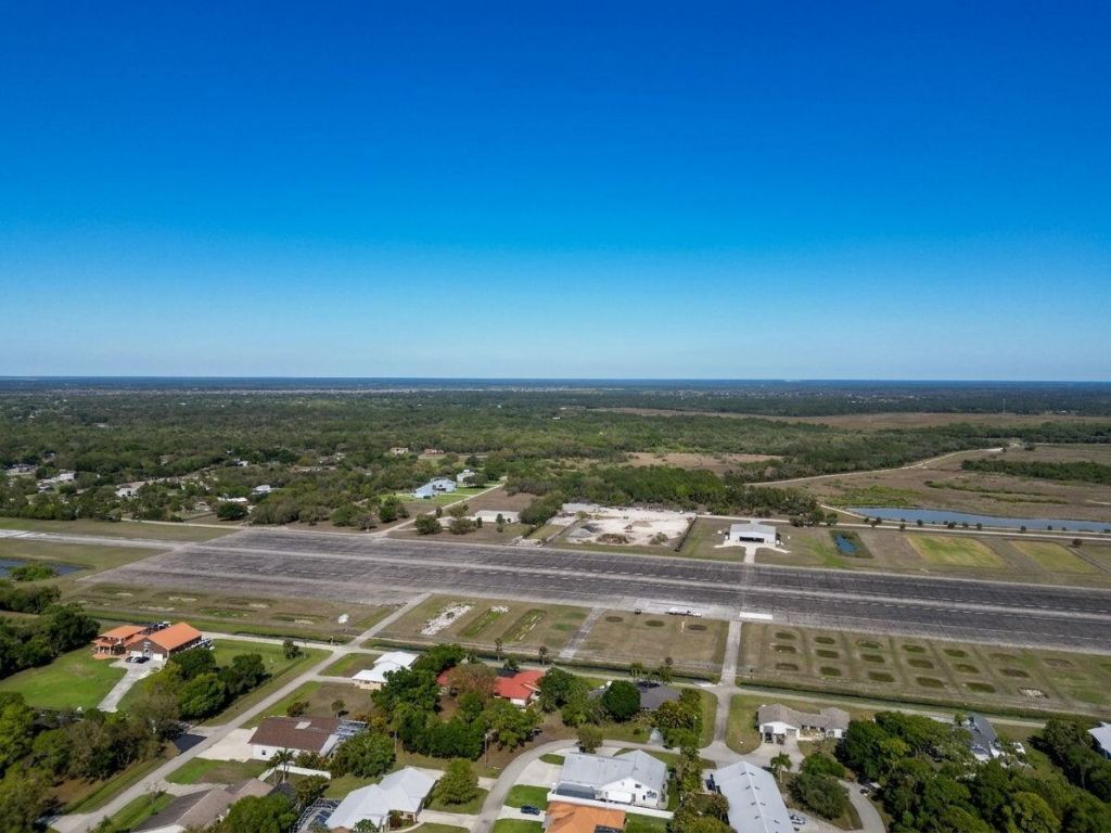 6871 Cherokee Avenue, Fort Myers, FL 33905 Photo