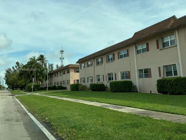 550 SW 2nd Ave, Unit 1210, Boca Raton, FL 33432
