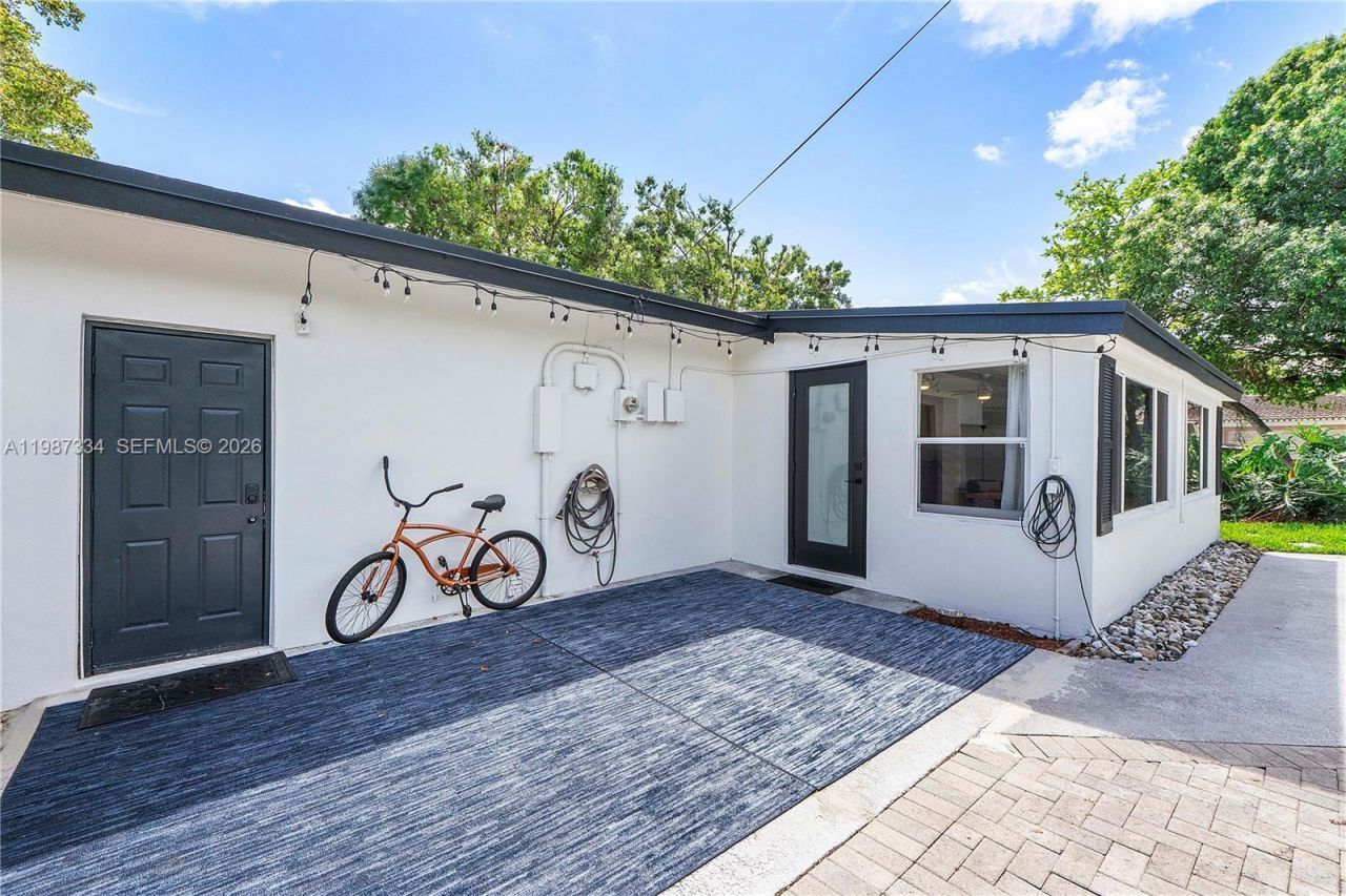 885 Camellia Ct, Plantation, FL 33317 Photo