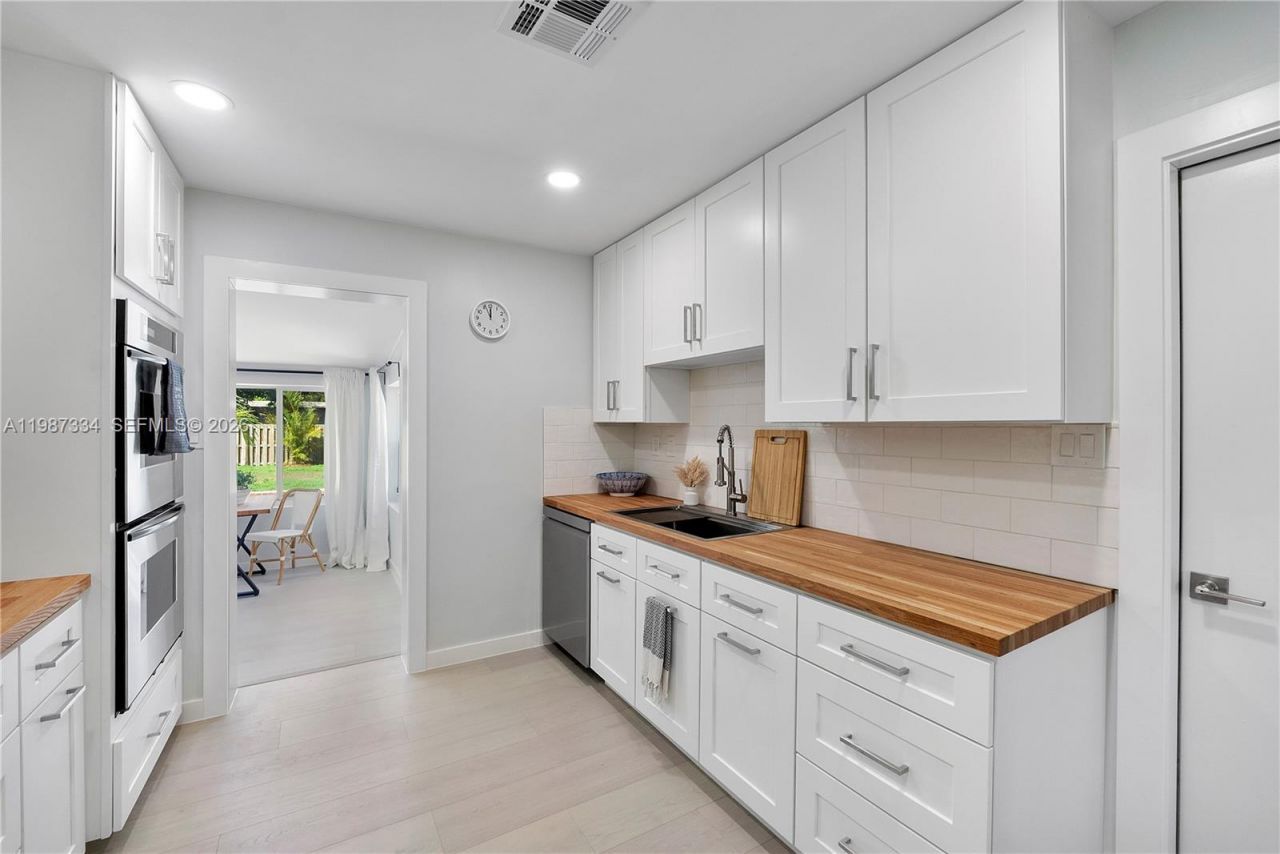 885 Camellia Ct, Plantation, FL 33317 Photo