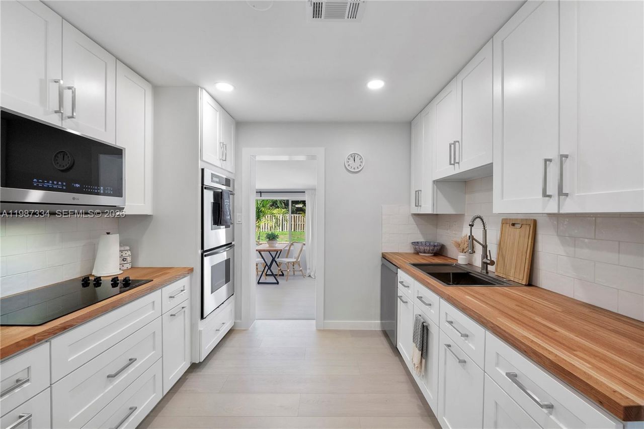 885 Camellia Ct, Plantation, FL 33317 Photo