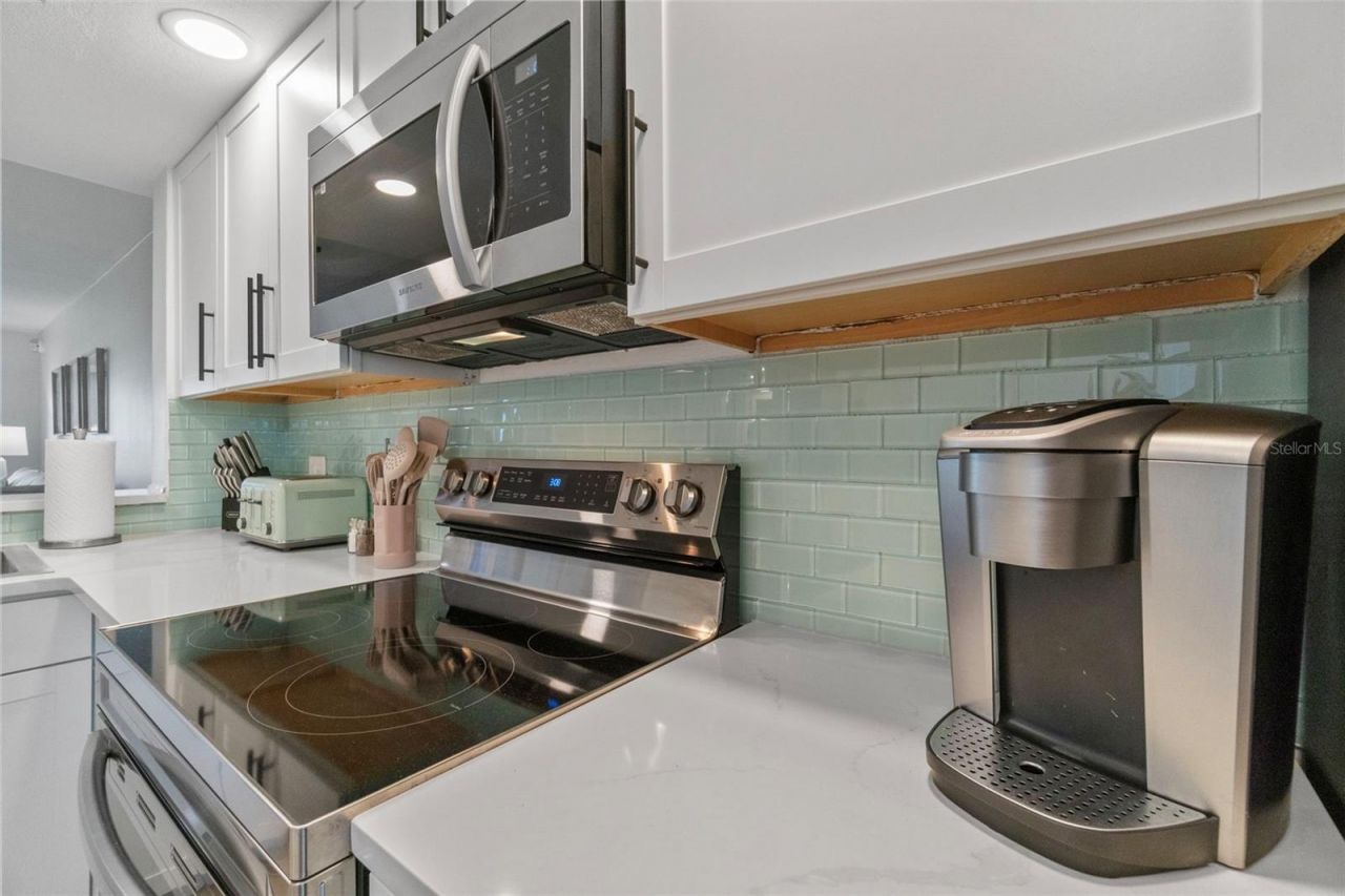 433 Cerromar Lane, Unit 441, Venice, FL 34293 Photo