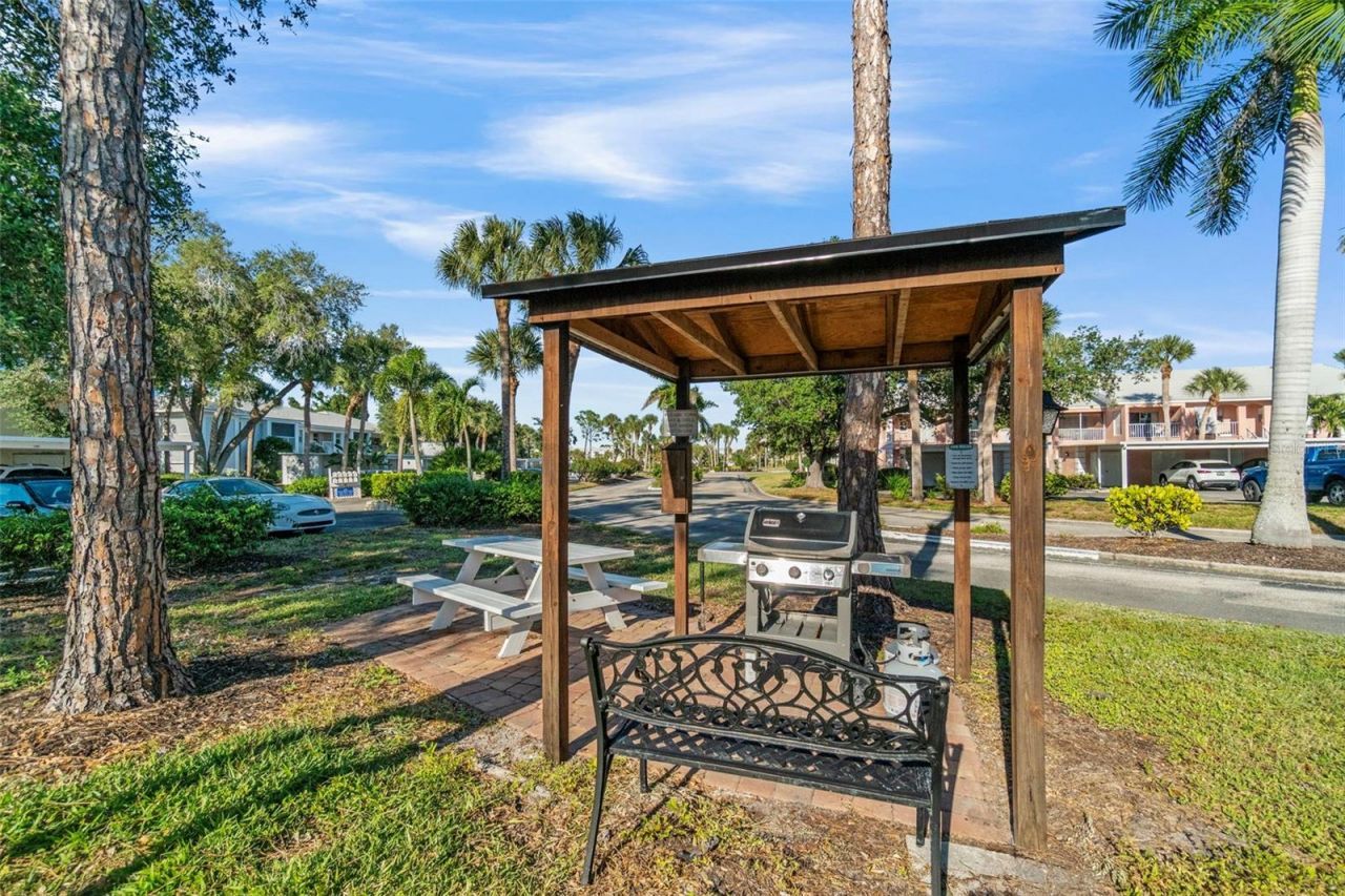 433 Cerromar Lane, Unit 441, Venice, FL 34293 Photo
