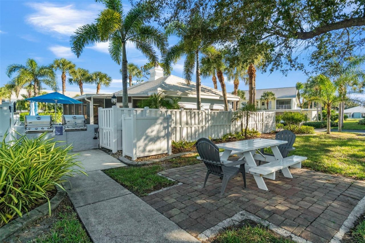 433 Cerromar Lane, Unit 441, Venice, FL 34293 Photo