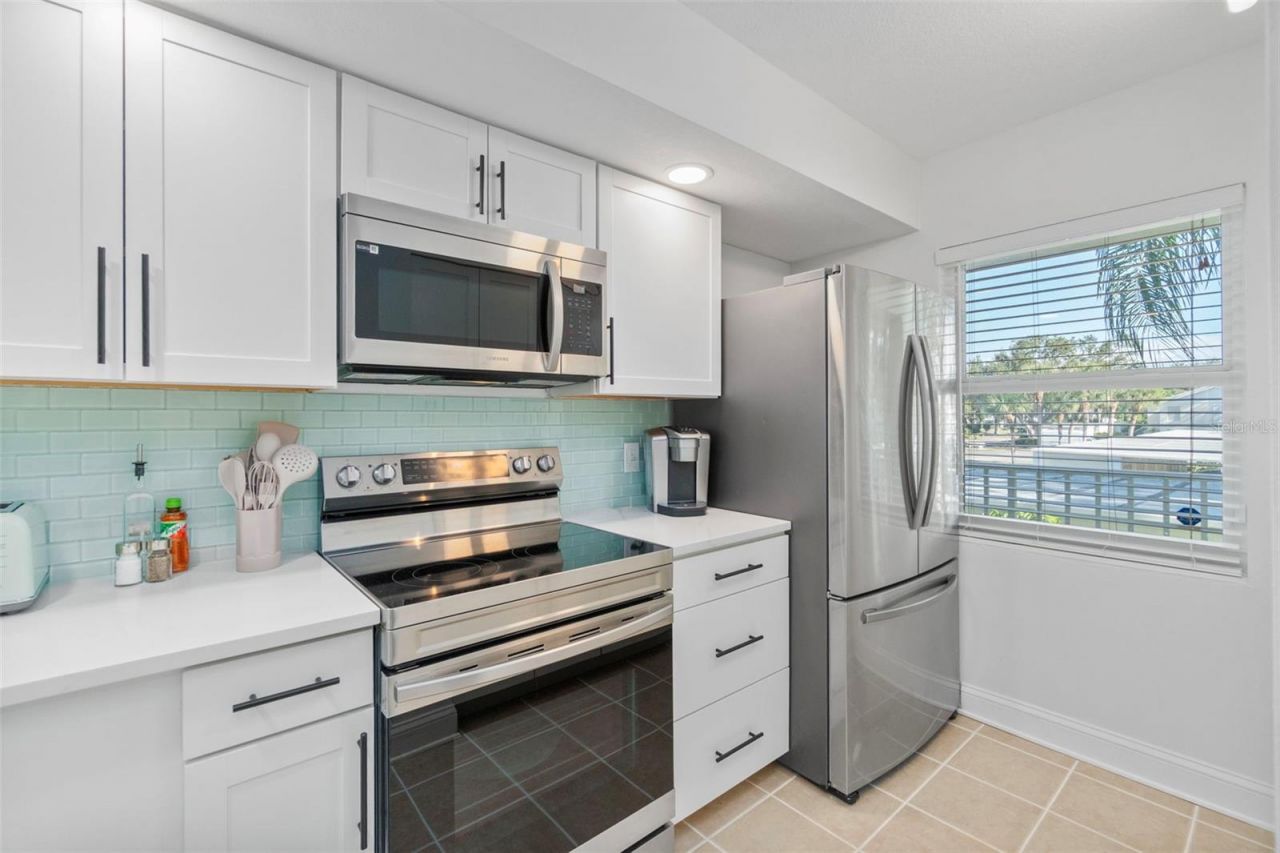 433 Cerromar Lane, Unit 441, Venice, FL 34293 Photo