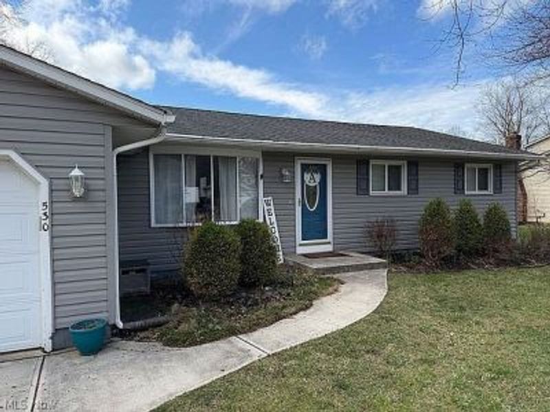 530 Maple Avenue, Sheffield Lake, OH 44054 Photo 3