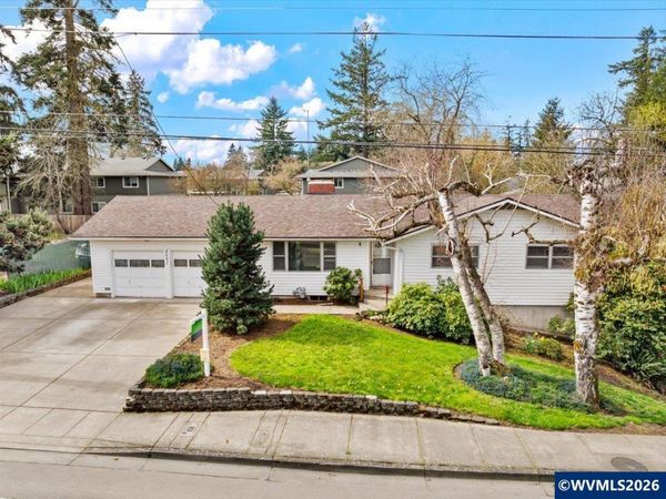 4081 Hawthorne Av NE, Salem, OR 97301