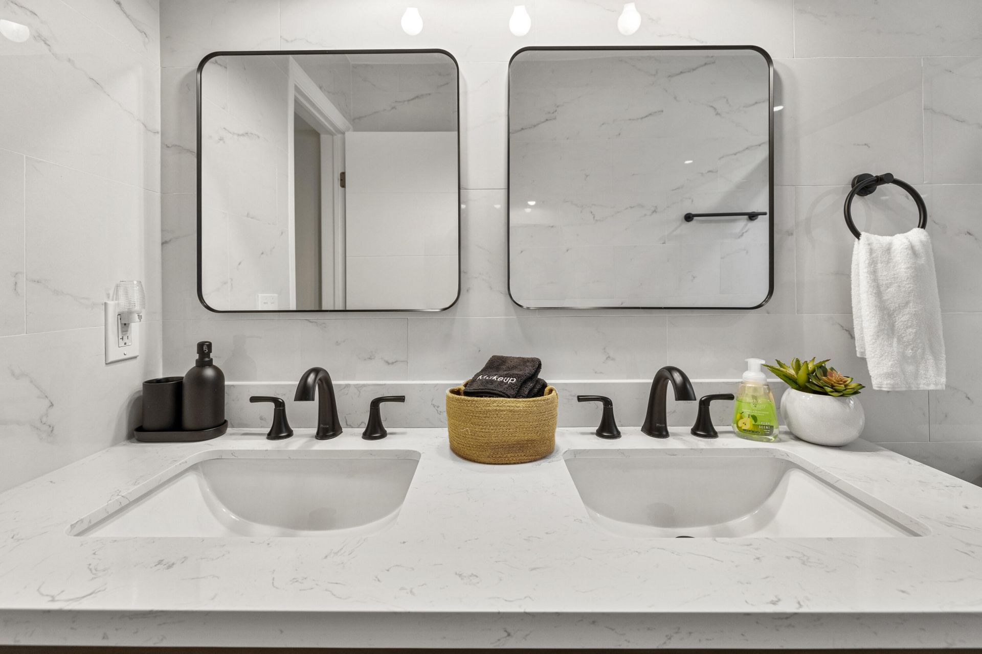 1720 SW 32nd Street, Fort Lauderdale, FL 33315 Photo