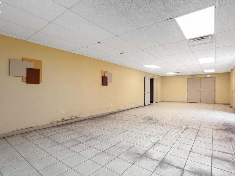 46400 Telegraph Road, Amherst, OH 44001 Photo 14