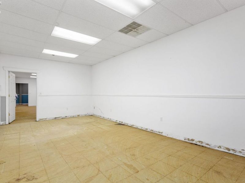 46400 Telegraph Road, Amherst, OH 44001 Photo 22