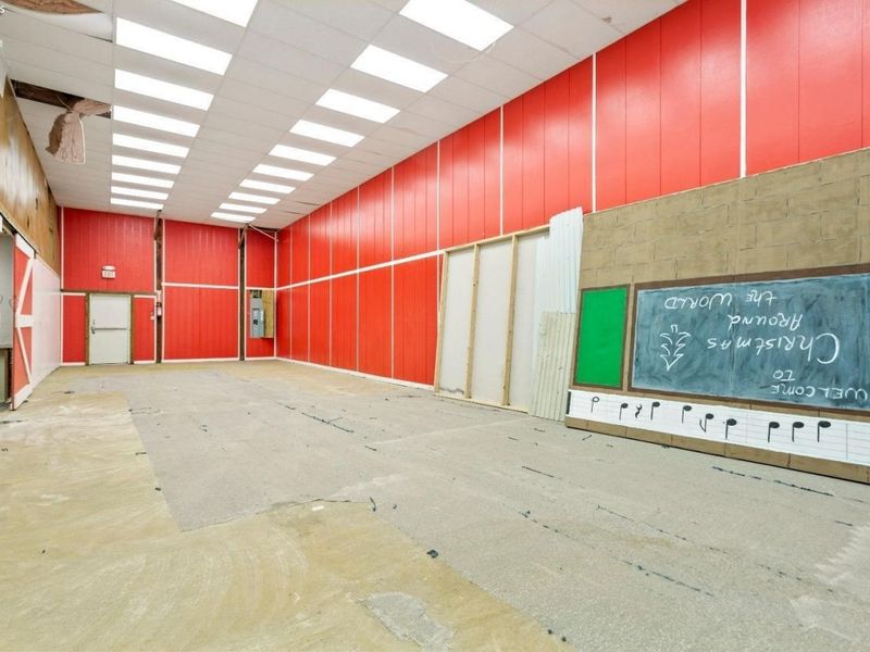 46400 Telegraph Road, Amherst, OH 44001 Photo 3