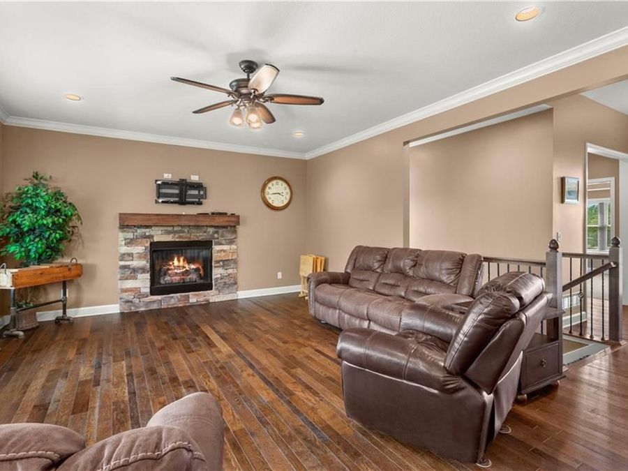Property Image 37