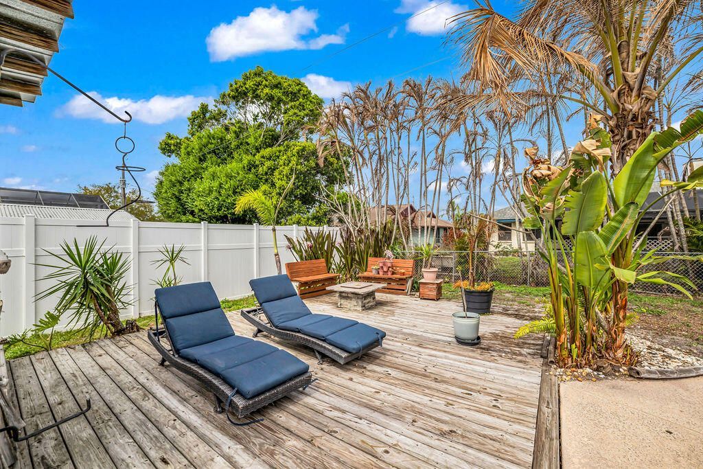 157 NE Jettie Terrace, Port Saint Lucie, FL 34983 Photo