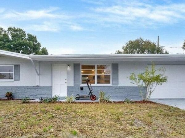 5200 DOVE DRIVE , NEW PORT RICHEY, FL 34652