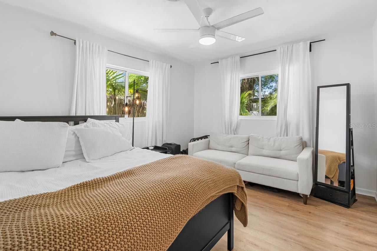 3723 Orchard Grove Lane , Largo, FL 33770 Photo