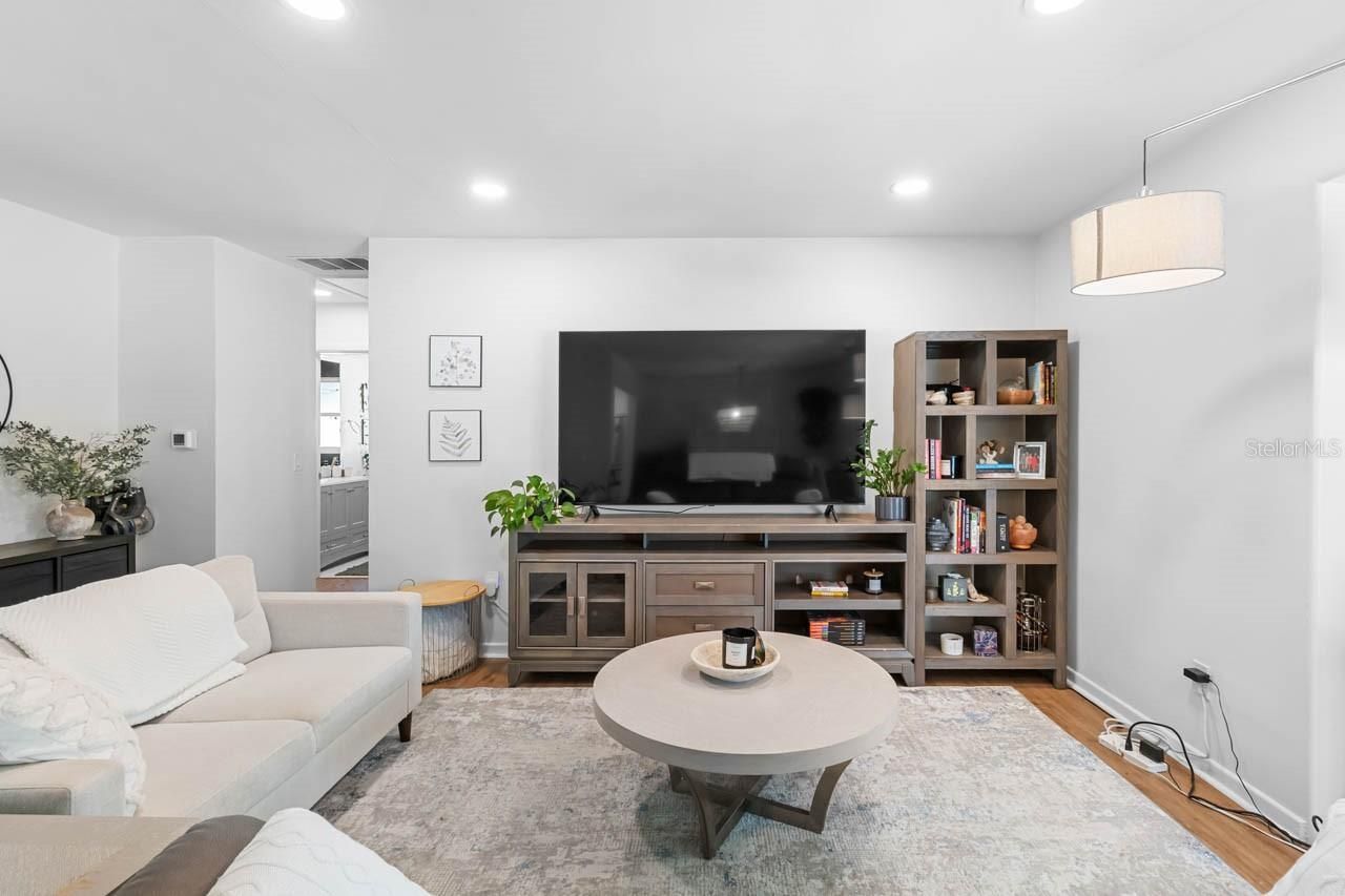 3723 Orchard Grove Lane , Largo, FL 33770 Photo