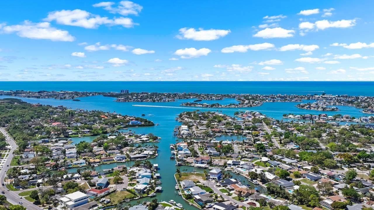 3723 Orchard Grove Lane , Largo, FL 33770 Photo