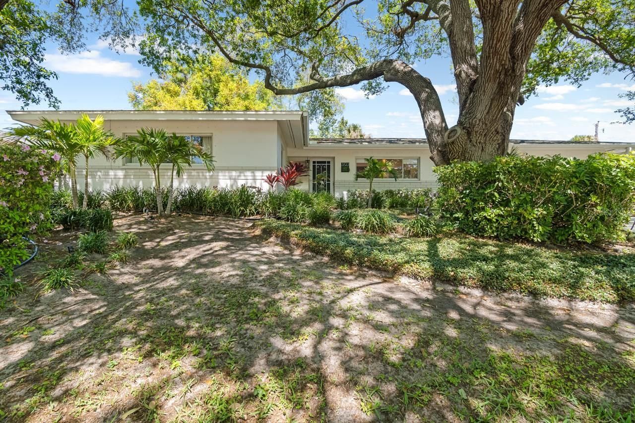 3723 Orchard Grove Lane , Largo, FL 33770 Photo