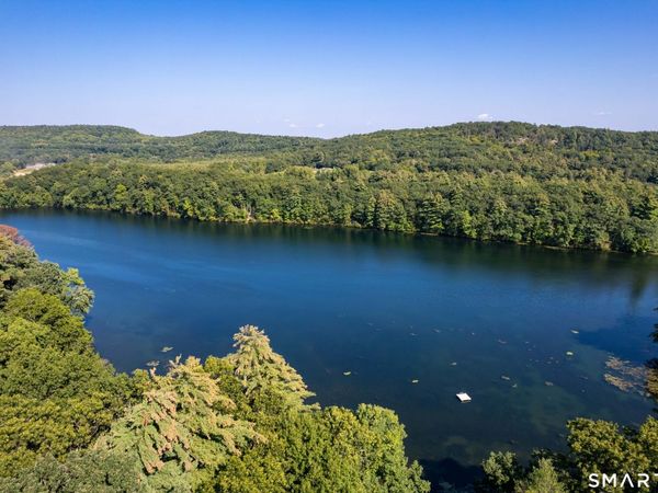 20 West Lakeview, Granby, CT 06035