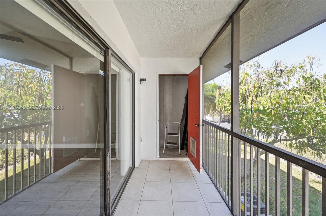 2564 NW 89th Dr, Unit 2564, Coral Springs, FL 33065 Photo