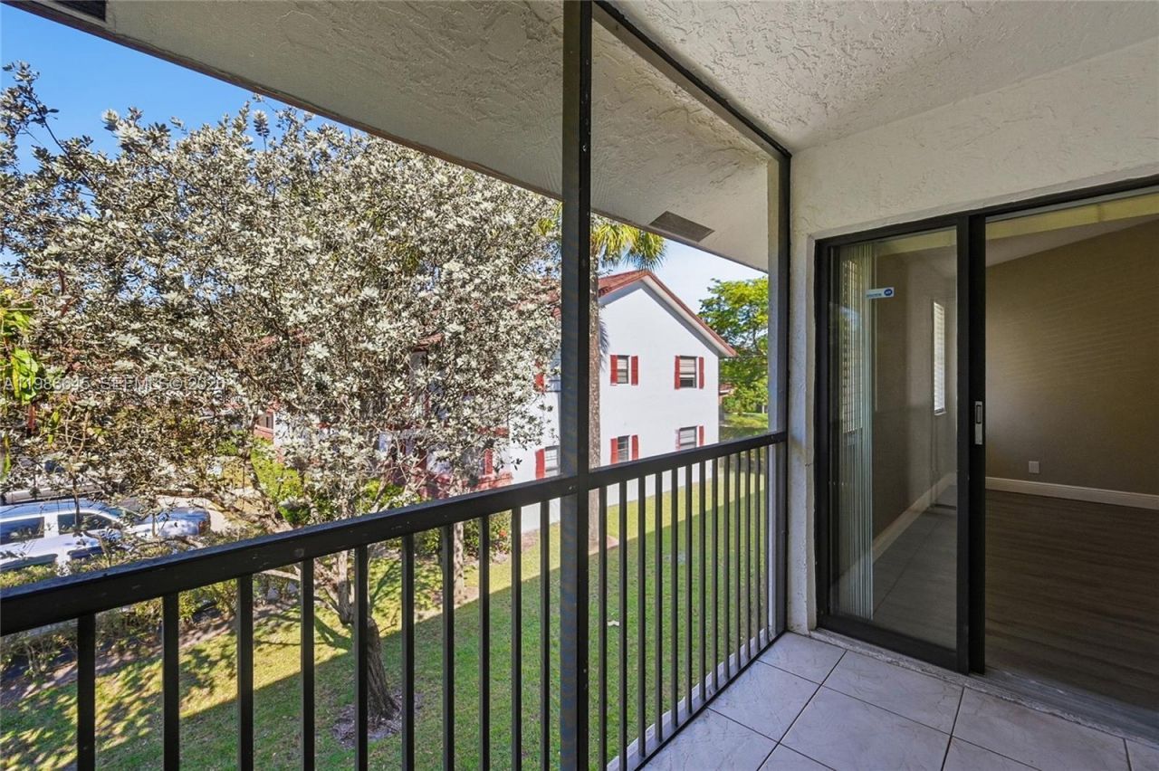2564 NW 89th Dr, Unit 2564, Coral Springs, FL 33065 Photo