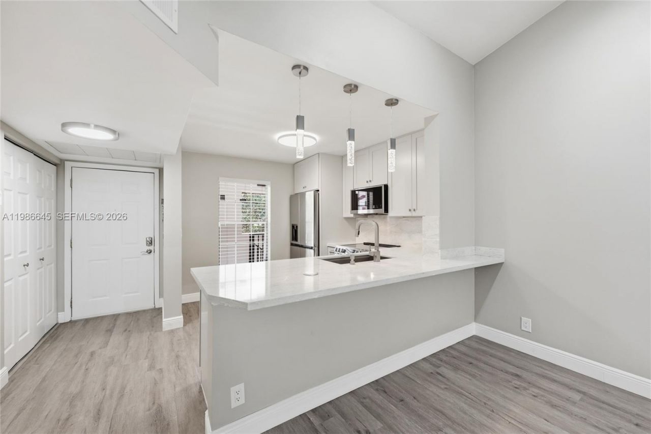 2564 NW 89th Dr, Unit 2564, Coral Springs, FL 33065 Photo