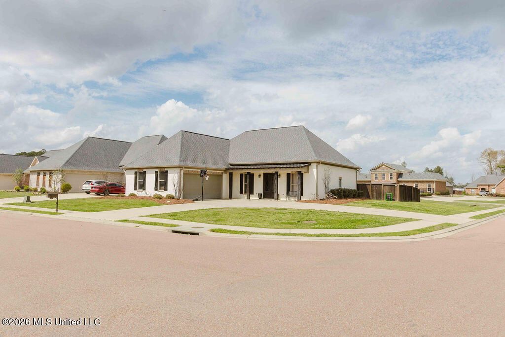 500 Wales Way, Flowood, MS 39232 Main Photo