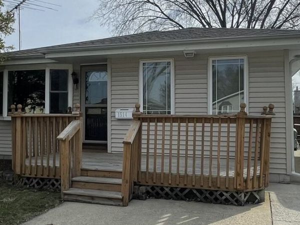 1514 N Nicholson Street , Joliet, IL 60435