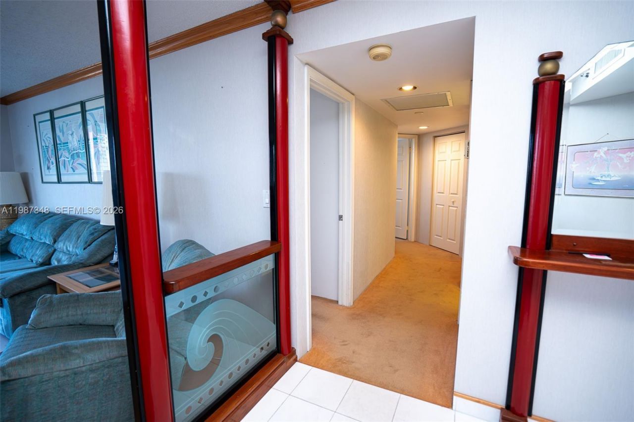 3530 Mystic Pointe Dr , Unit 1401, Aventura, FL 33180 Photo