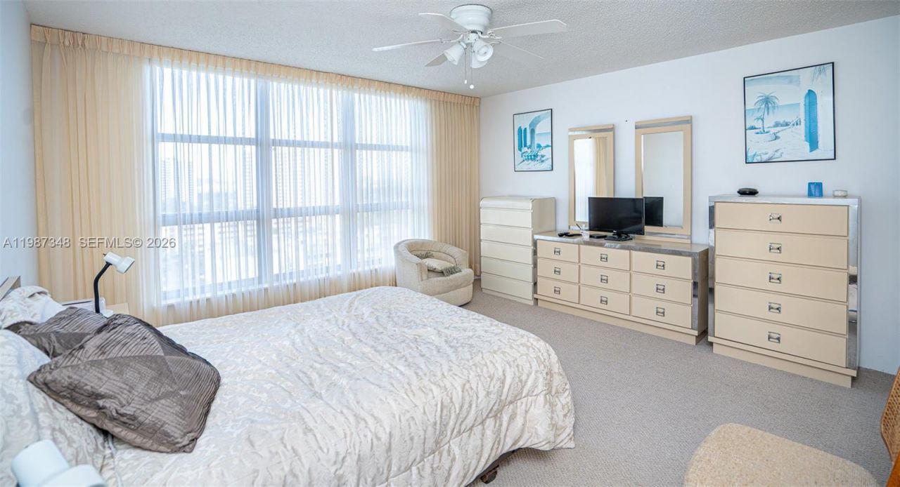 3530 Mystic Pointe Dr , Unit 1401, Aventura, FL 33180 Photo