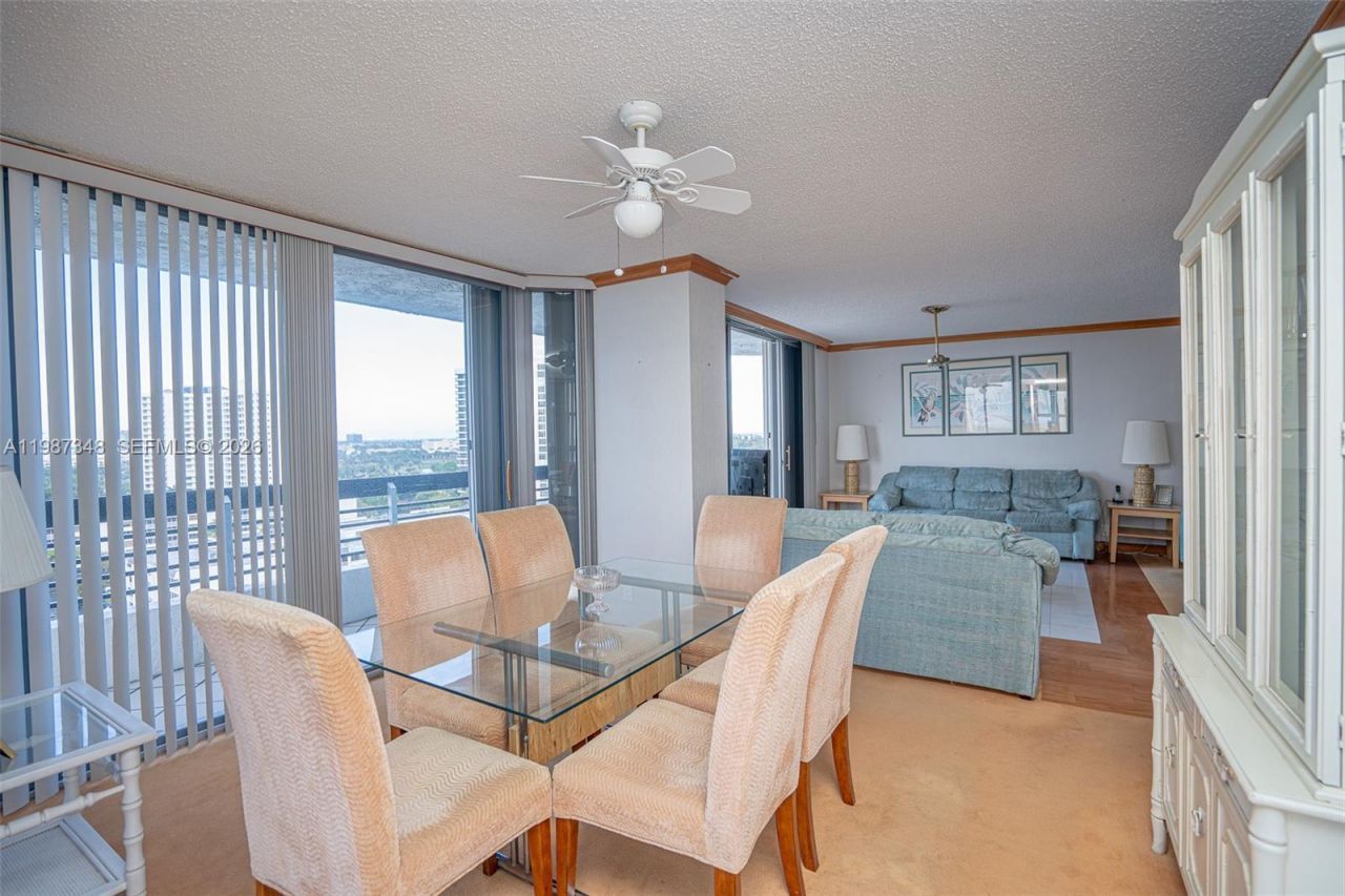 3530 Mystic Pointe Dr , Unit 1401, Aventura, FL 33180 Photo