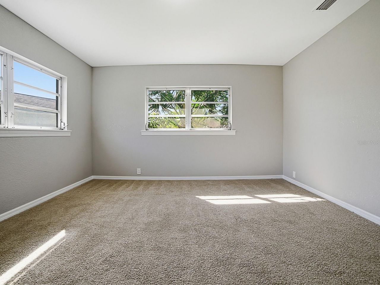 5 Oak Street, Yalaha, FL 34797 Photo